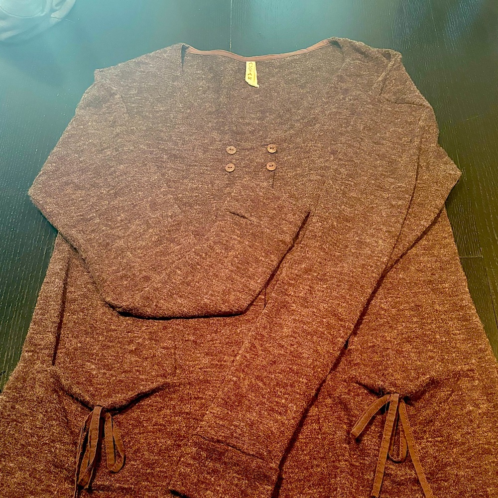 Avatar Clothing Long Sleeve Brown Knit Sweater